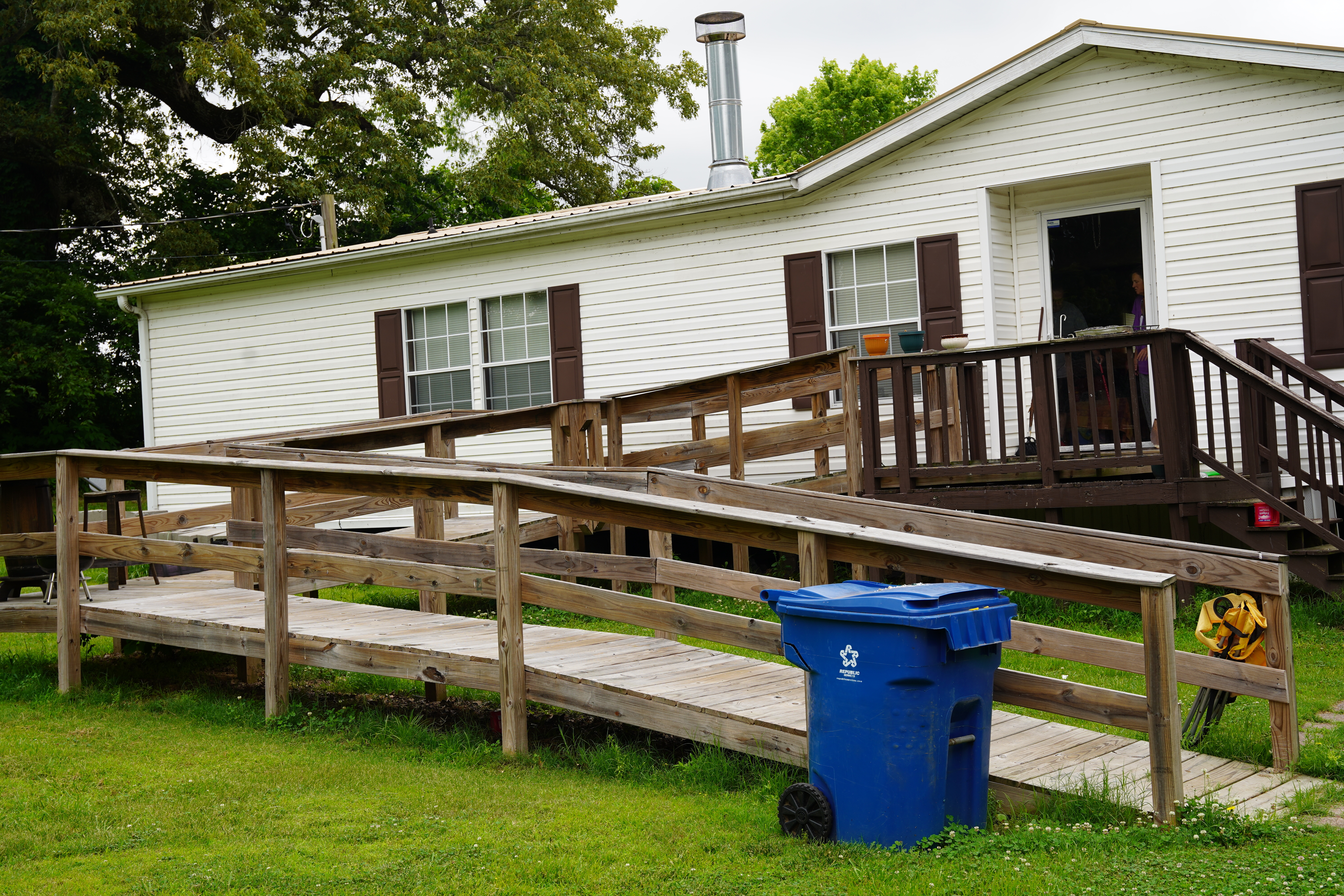 Dyersburg couple recognizes the blessing of being able to easily maneuver outside their home