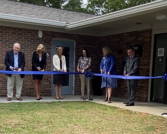 Ribbon cutting marks completion of Covenant Village renovation